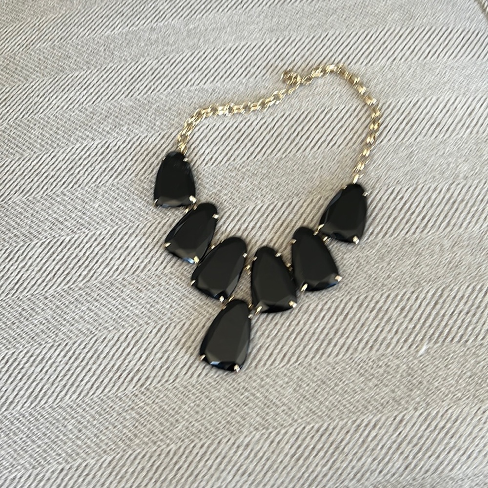 Kendra Scott Harlow necklace